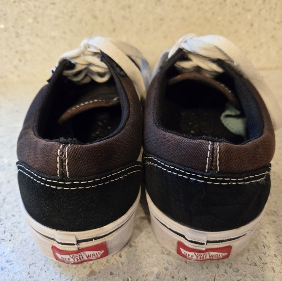 Vans Youth Black and White High-Top Sneakers, size 4.5 - Picture 7 of 8